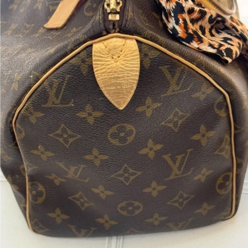Louis Vuitton Brown Monogram Satchel with Leopard scarf - Picture 6 of 12